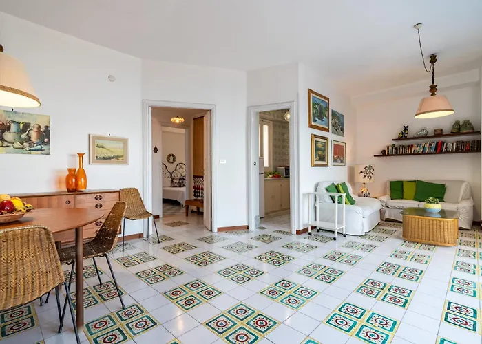 Sea Escape ジャルディーニ・ナクソス